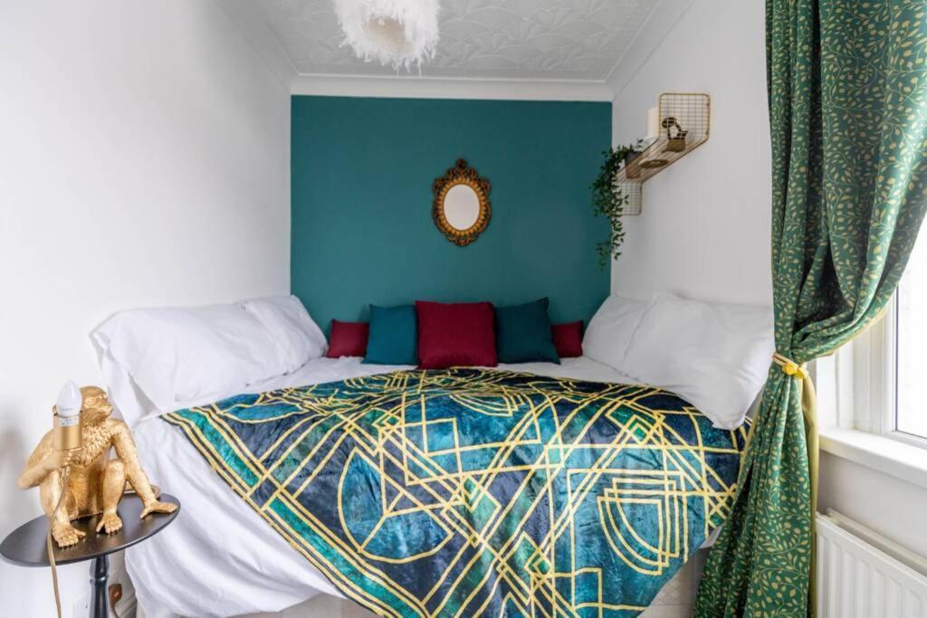 The Gatsby - Beautiful Spacious Central House Кардифф Экстерьер фото